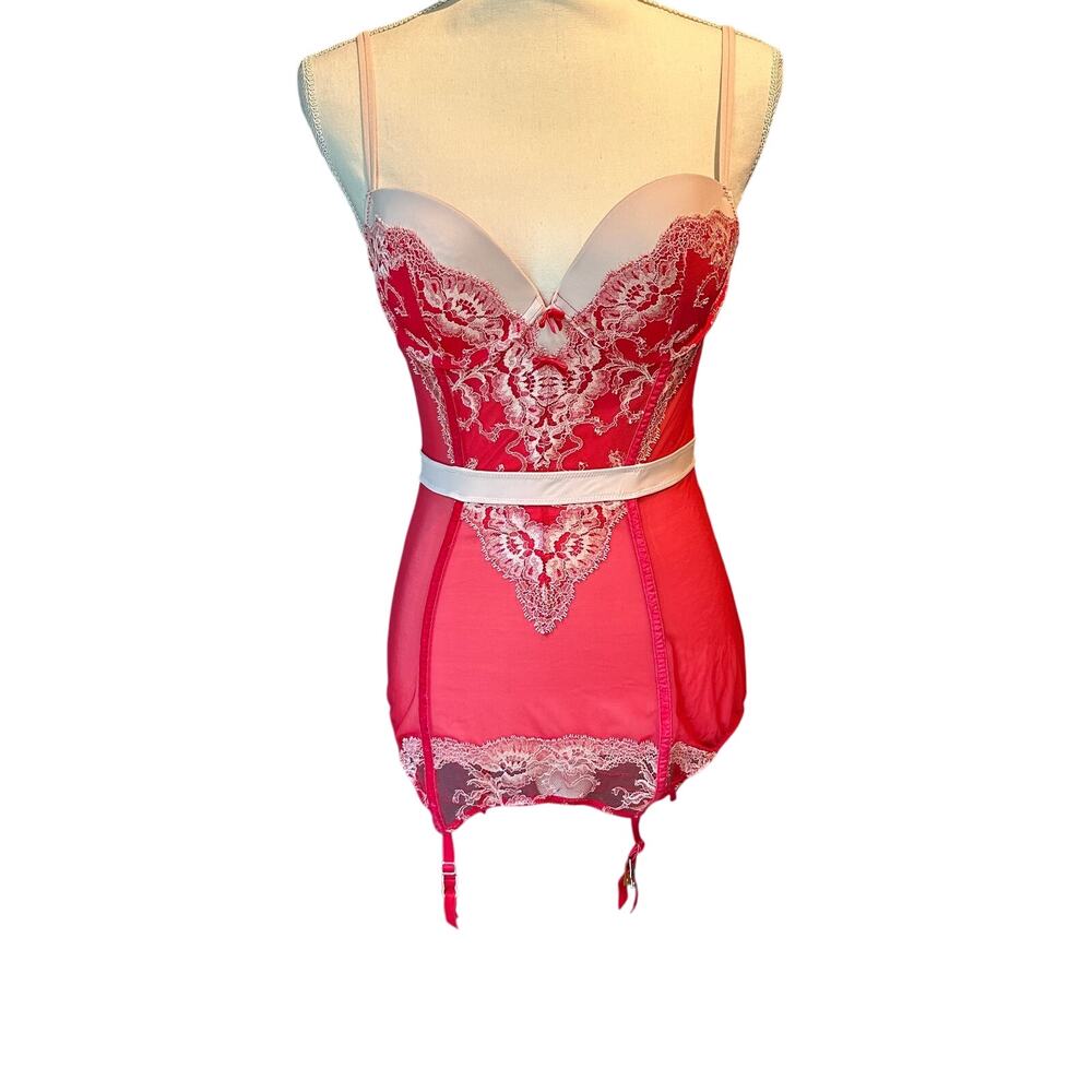 Victoria's Secret Size 36B Lace Lingerie Hot Pink Light Pink Garters Soft Lace